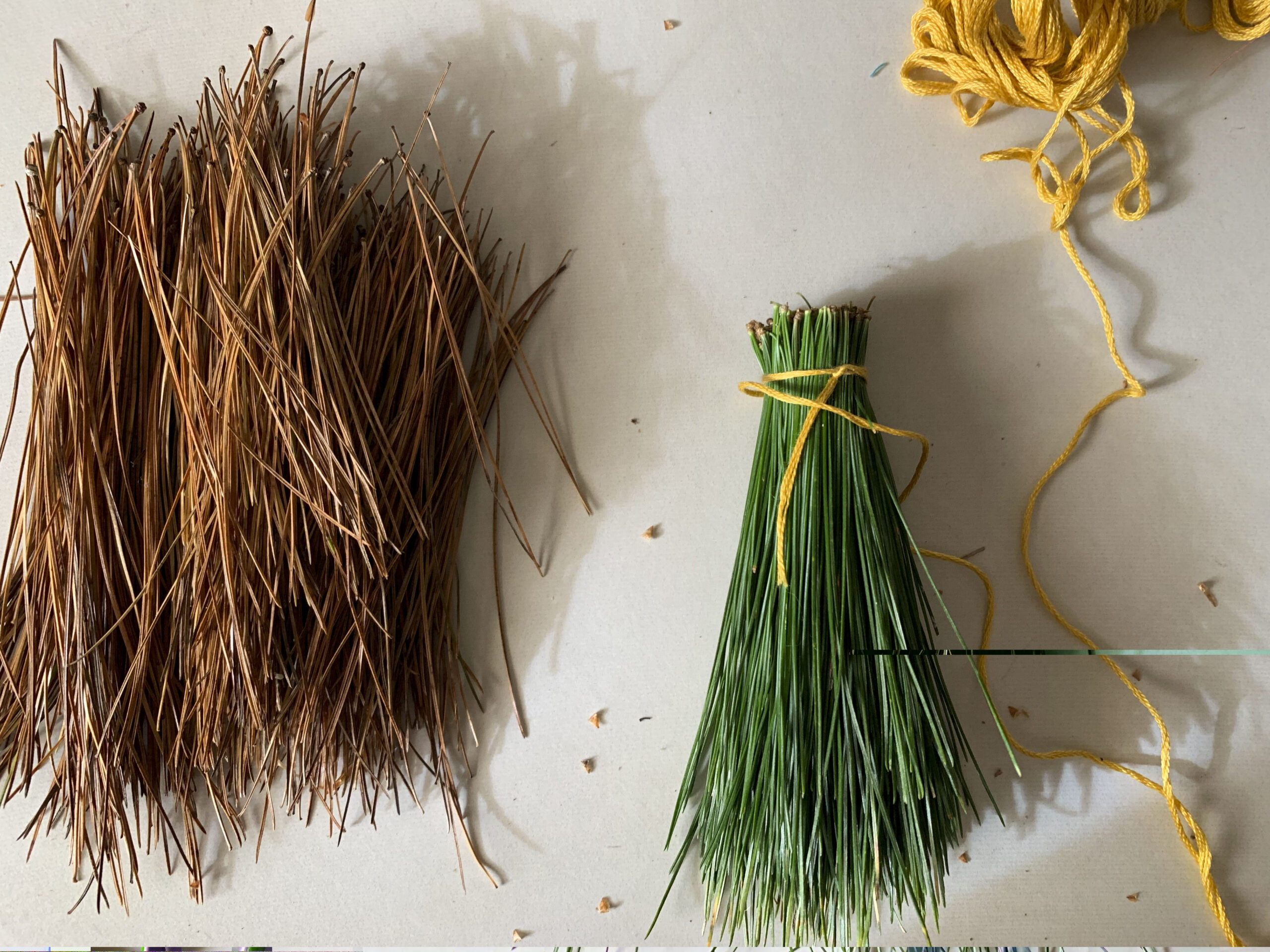 How to Make a Pine Needle Hand Broom, with DIY Video – Mother Earth News