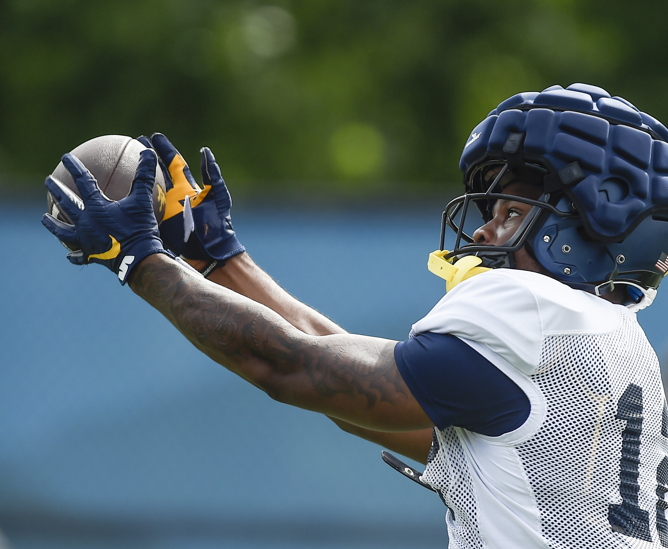 True freshman CJ Donaldson makes move to running back in WVU backfield