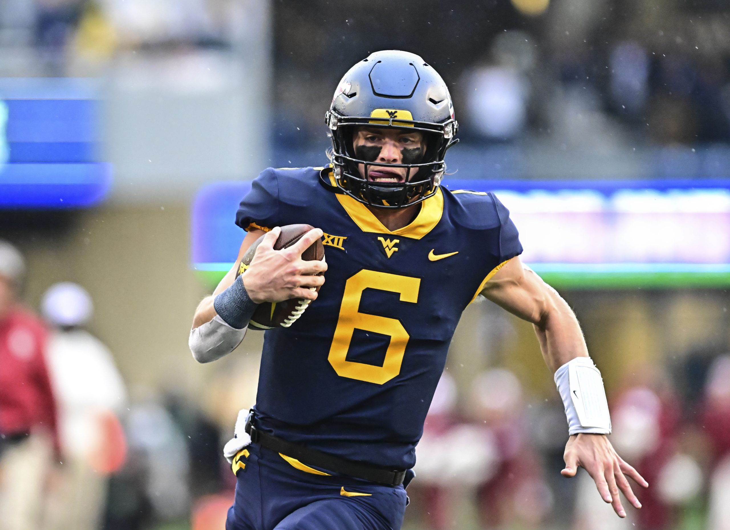 AP Greene shines in relief, Legg's FG lifts WVU over Oklahoma
