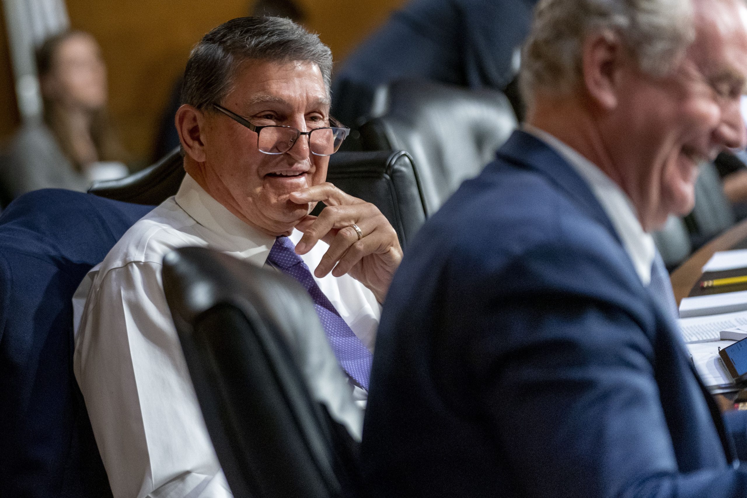 Manchin, Capito celebrate inclusion of MVP pipeline into debt ceiling bill – Dominion Post