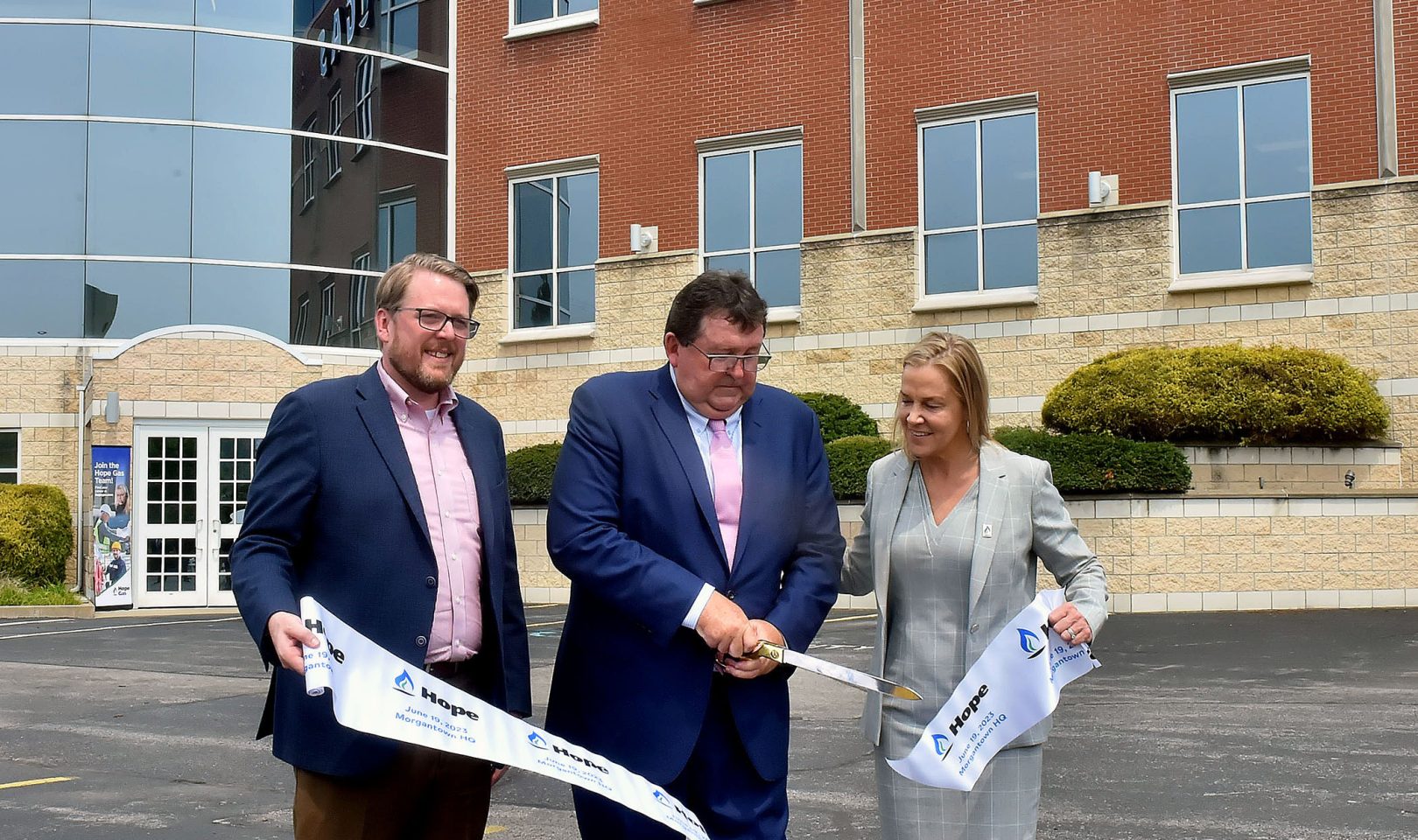 Ribboncutting for new area headquarters in Dominion Post